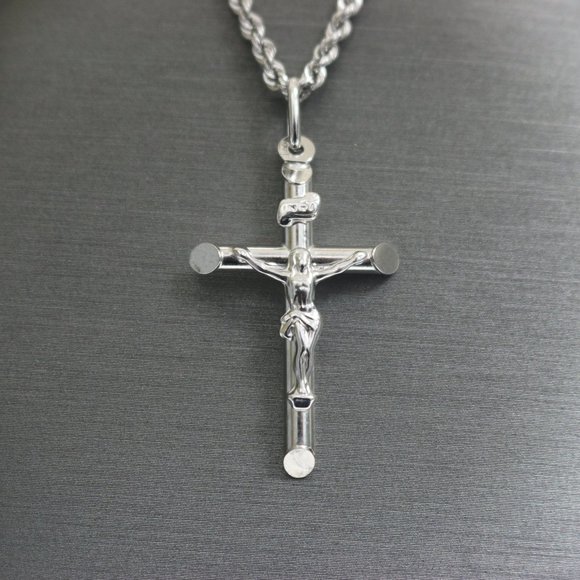 14kt White Gold Jesus on Cross Pendant with 14kt White Gold Rope Chain
